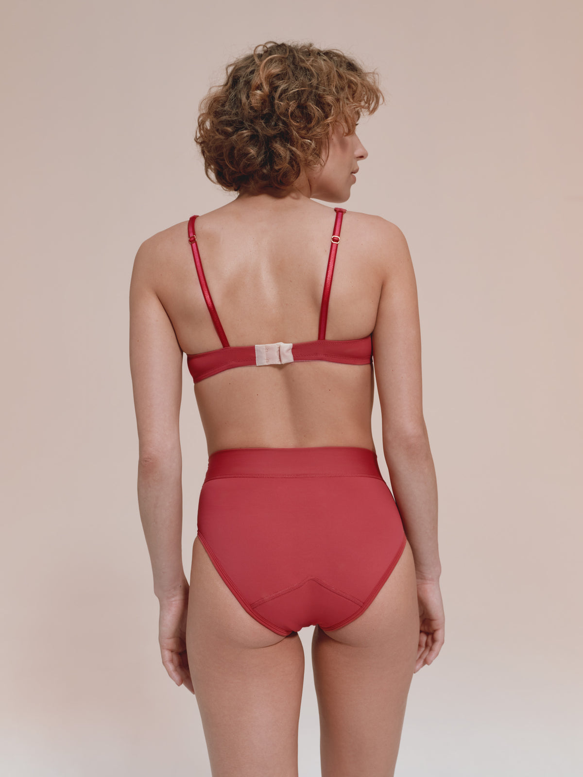 Hugger - Nylon riciclato - Lampone