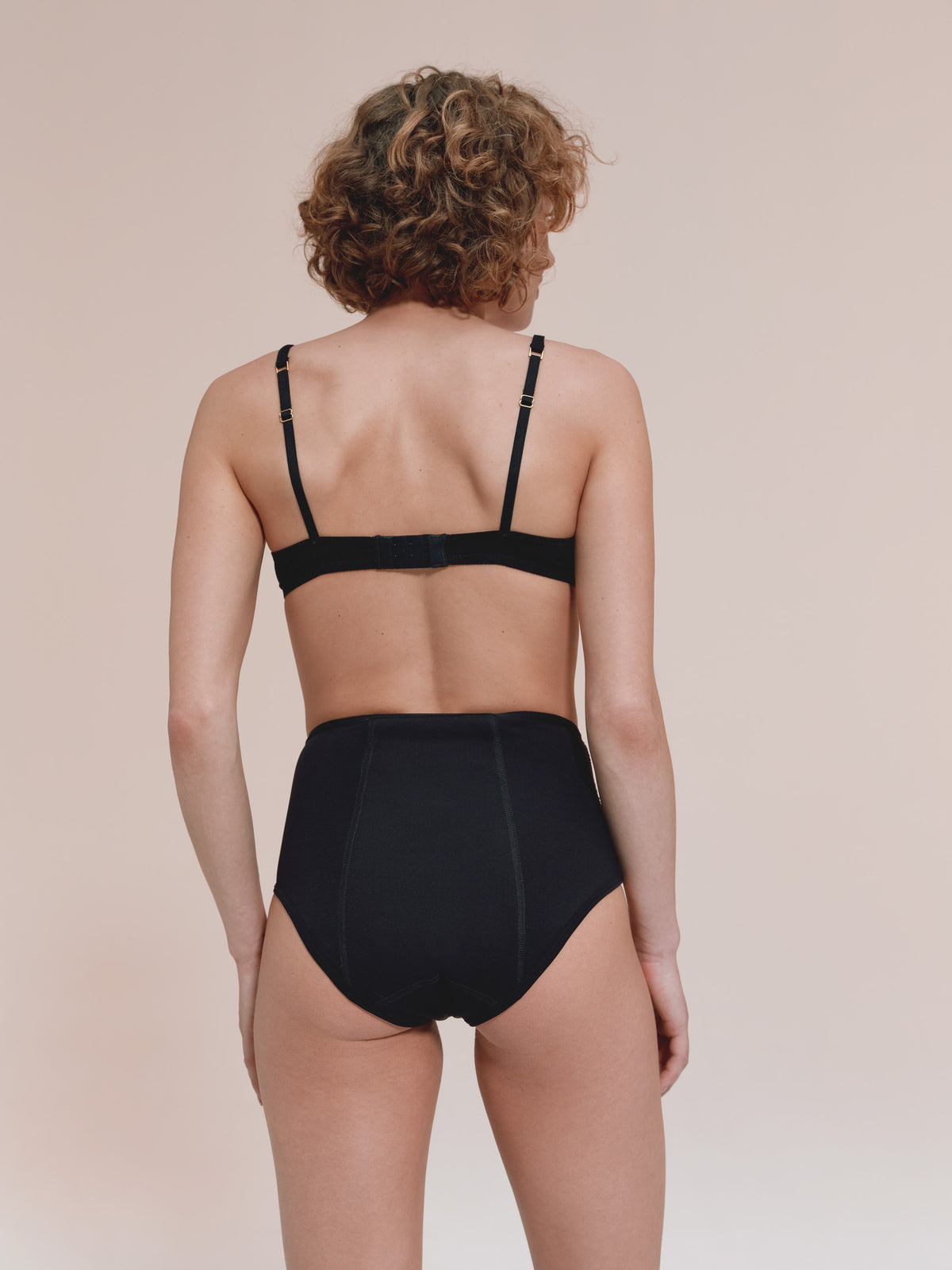 Notte - Nylon riciclato - Nero